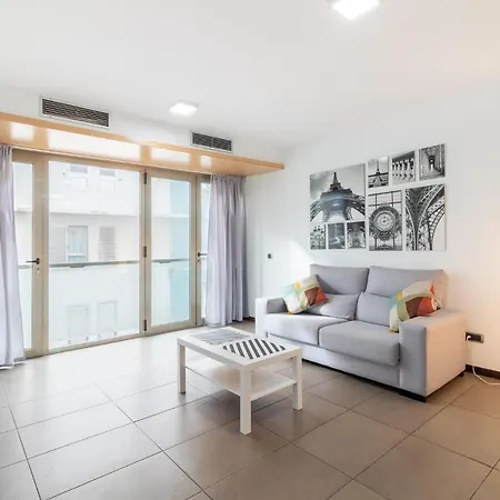 Tabaiba 1 + Beach + A/C + Fast Wifi アパート *