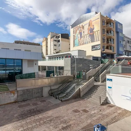 Tabaiba 1 + Beach + A/C + Fast Wifi アパート *