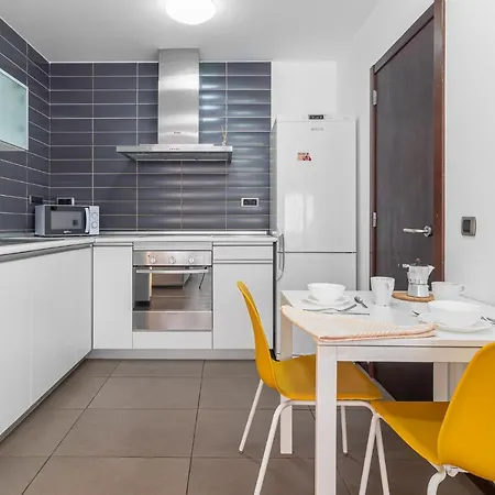 Tabaiba 1 + Beach + A/C + Fast Wifi * Las Palmas